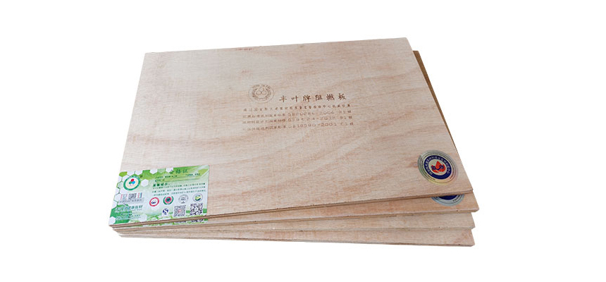 使用防火阻燃板具有什么防火性能？
